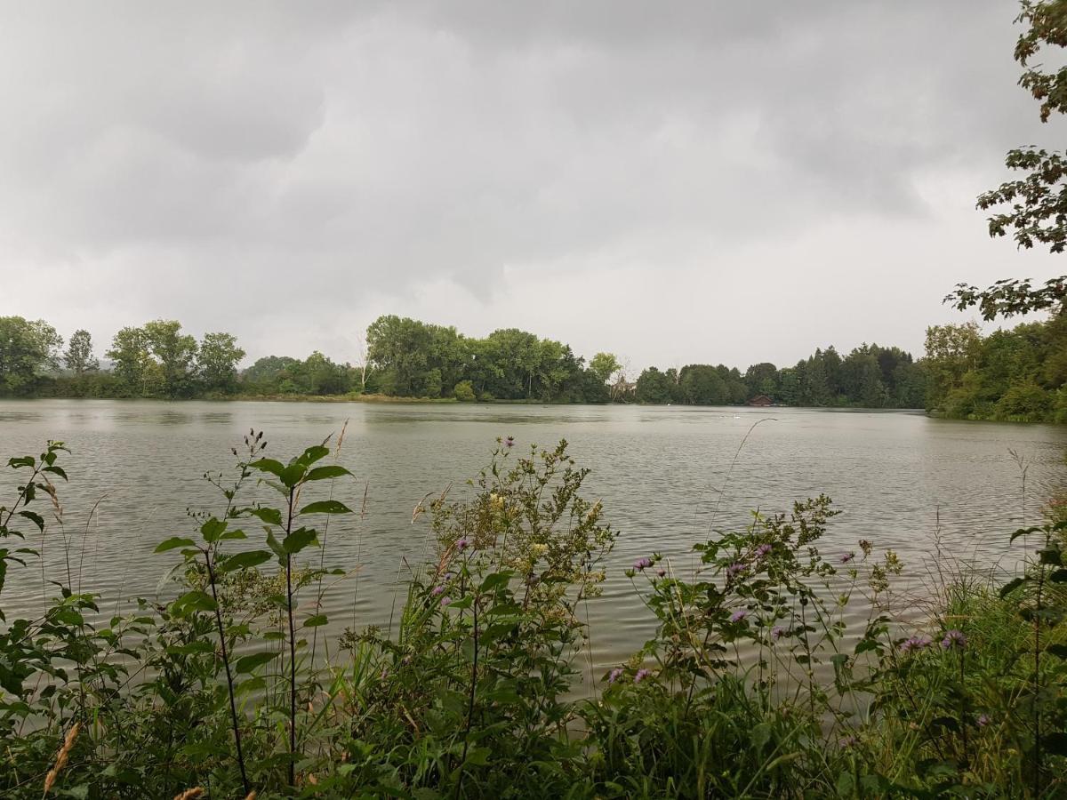 Stille X Weite - Hochwertige Wohnung Mit See-Panorama Kronburg Esterno foto