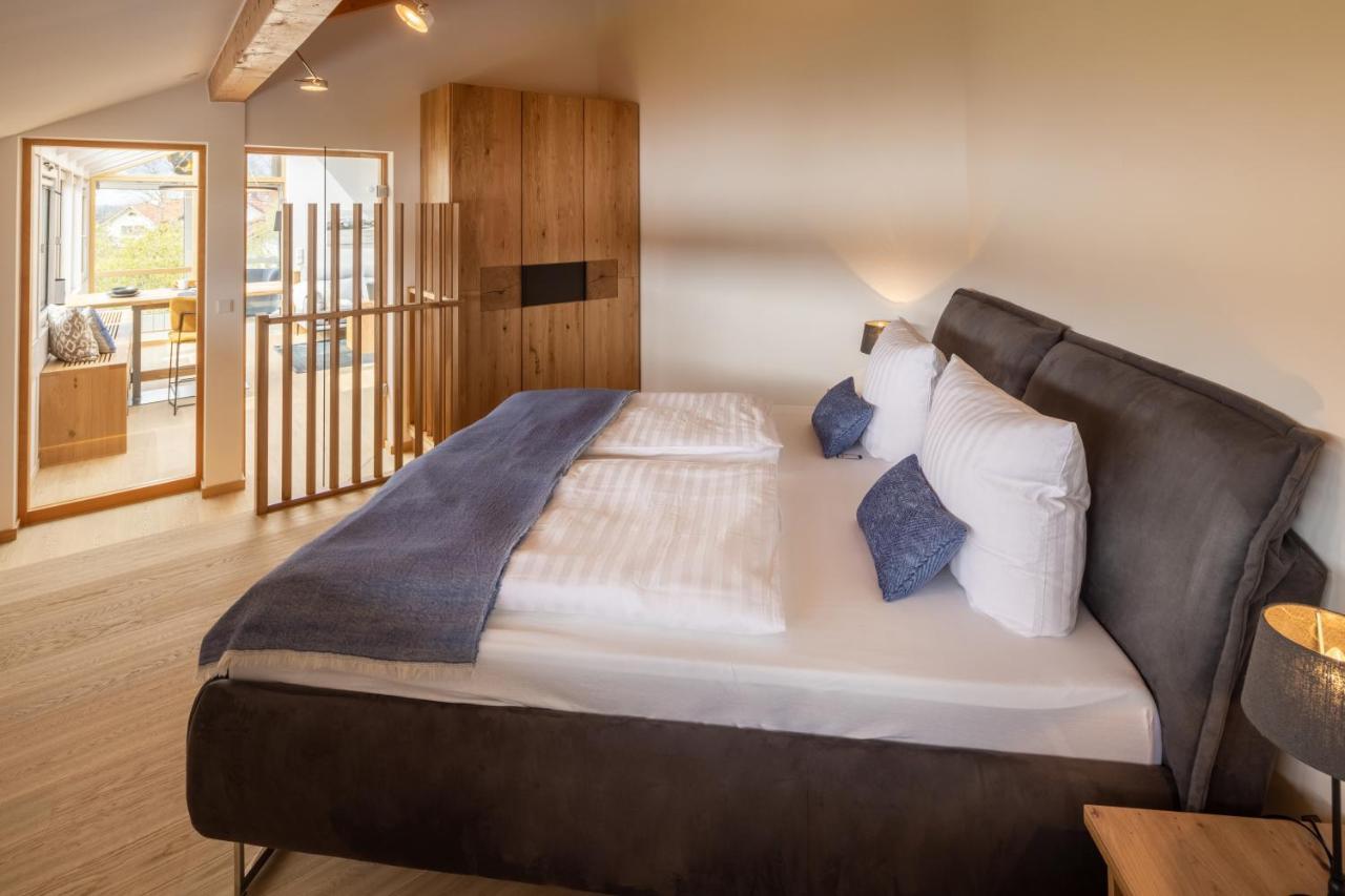 Stille X Weite - Hochwertige Wohnung Mit See-Panorama Kronburg Esterno foto