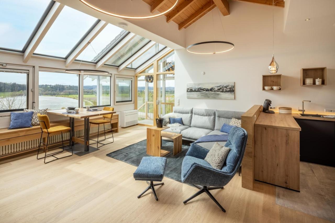 Stille X Weite - Hochwertige Wohnung Mit See-Panorama Kronburg Esterno foto