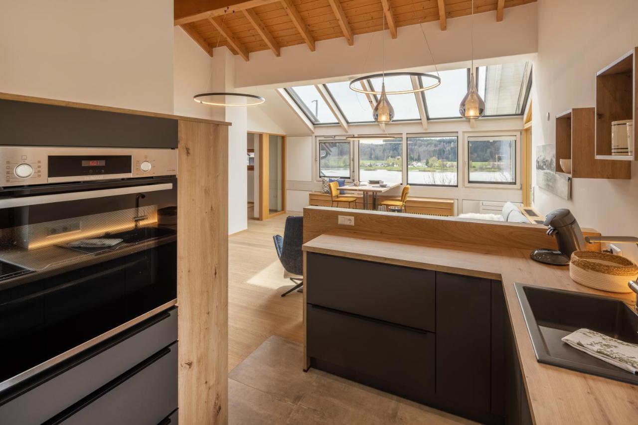Stille X Weite - Hochwertige Wohnung Mit See-Panorama Kronburg Esterno foto